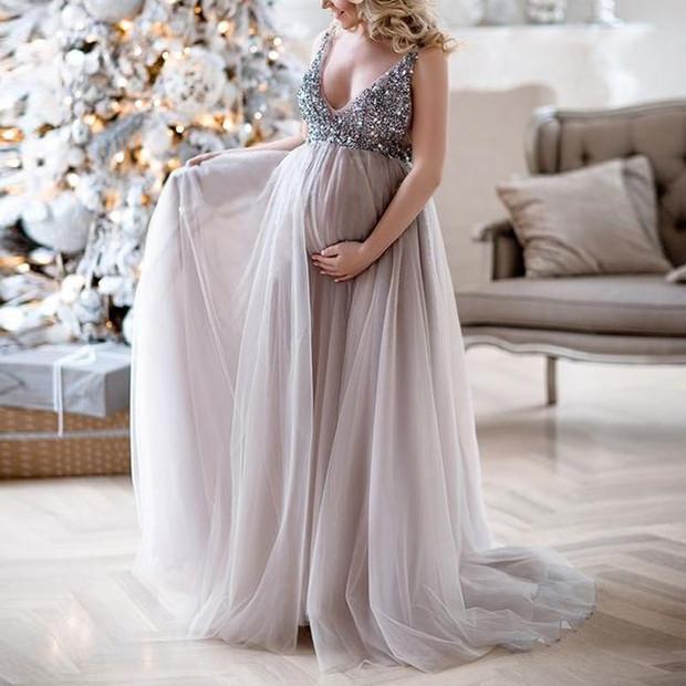 Maternity Dresses For Photo Shoot V-Neck Sequins design Maternity